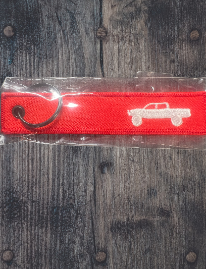 Time For Adventure keychain (red)
