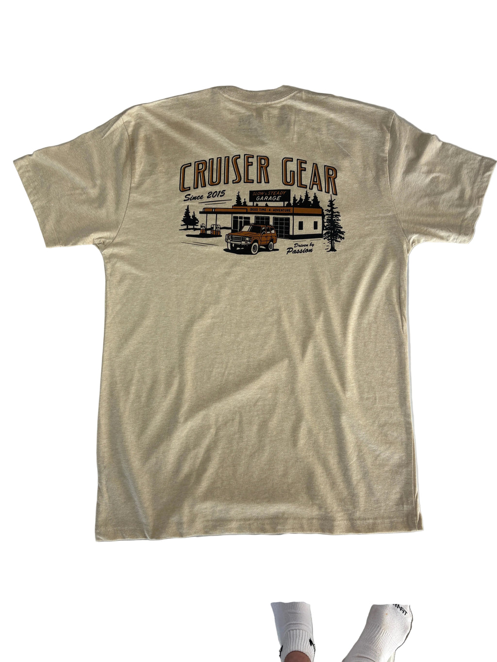 Slow And Steady Vintage Garage - T-shirt